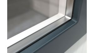 Pförtnerhaus - Meisterbüro MultiRoom Outdoor Basic 5 Mini - H2820 x B2400 x T2280 mm mit Elektropaket Mini in RAL 9002 - Grauweiß Pförtnerhaus - Meisterbüro MultiRoom Outdoor Basic 5 Mini - H2820 x B2400 x T2280 mm mit Elektropaket Mini in RAL 9002 - Grauweiß