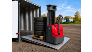 Auffahrrampe für Container - mittlere Lasten - Höhendifferenz 190 / 219 mm - L 1.561 mm