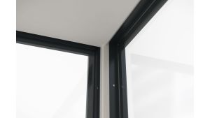 Hallencontainer MultiFlex 15, H2660 x B4560 x T3390 mm, ca. 15 m² Grundfläche, Starter Plus Elektropaket, Farbe RAL 9002 - Grauweiß